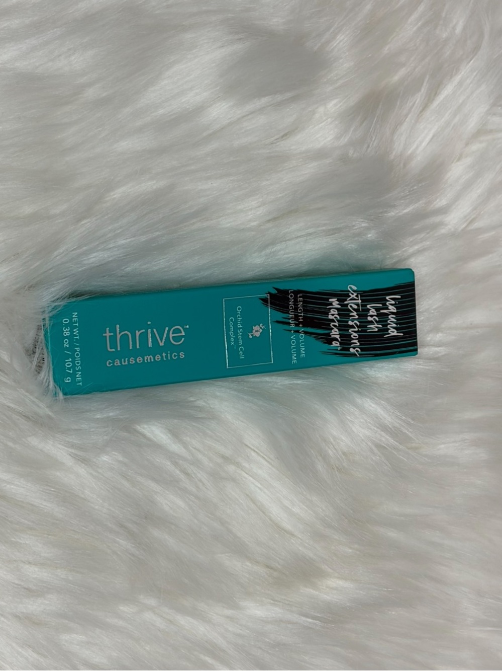 thrive causemetics Liquid Lash Extensions Mascara in Teal Packaging